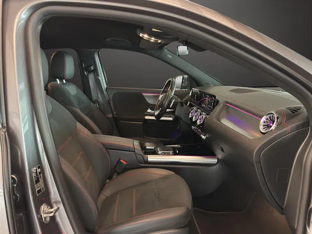Mercedes-Benz EQA 300 AMG Line 4Matic