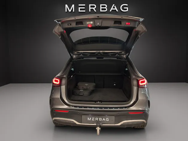 Mercedes-Benz EQA 300 AMG Line 4Matic