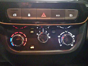 Dacia Spring 27 kWh Electric 65 Extreme