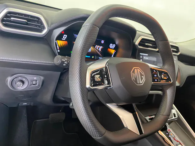 MG ZS 1.5 HEV Luxury
