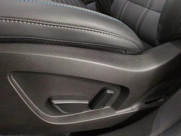 Renault Captur 1.6 E-Tech 145 Esprit Alpine DHT