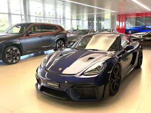 Porsche 718 Cayman GT4 RS PDK
