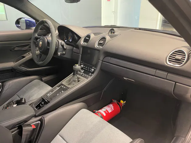 Porsche 718 Cayman GT4 RS PDK