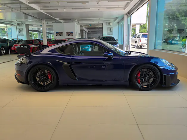 PORSCHE 718 Cayman GT4 RS PDK