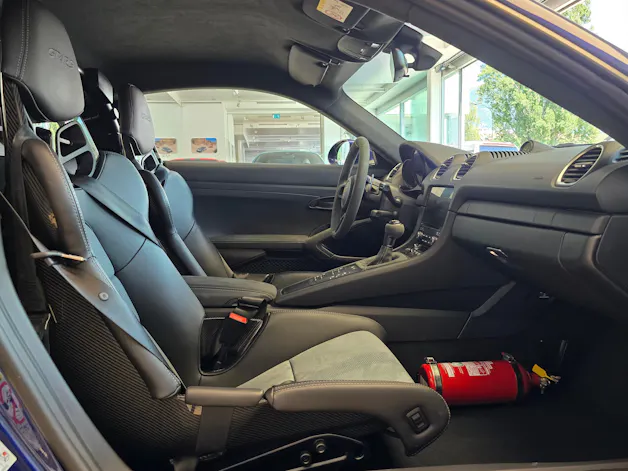 PORSCHE 718 Cayman GT4 RS PDK