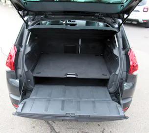 Peugeot 3008 1.2 Pure Tech Féline
