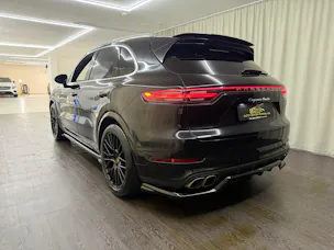 Porsche Cayenne Turbo