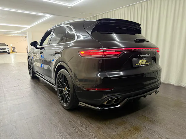 Porsche Cayenne Turbo