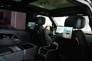 Land Rover Range Rover LWB P460e Si6 PHEV Autobiography Automatic
