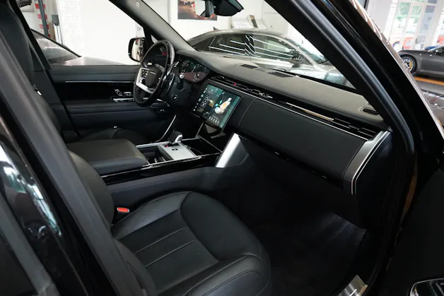 Land Rover Range Rover LWB P460e Si6 PHEV Autobiography Automatic