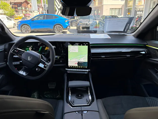RENAULT Rafale 1.2 E-Tech Plug-in Hybrid 300 4x4 Atelier Alpine