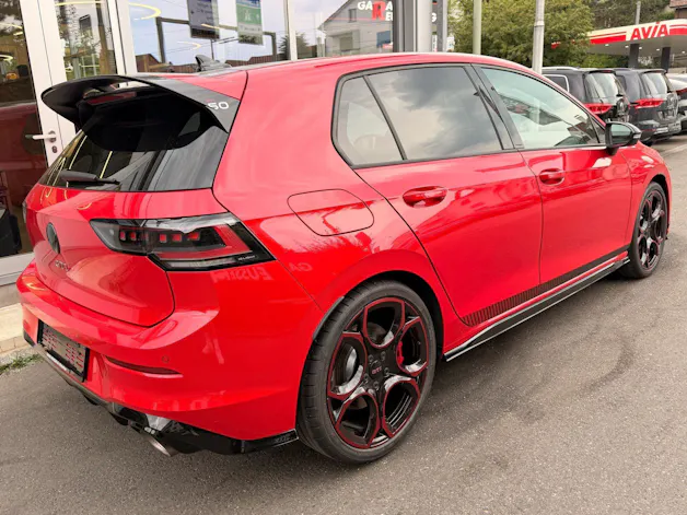 VW Golf GTI 2.0 TSI DSG 325 PS EDITION 50 *** AKRAPOVIC & 5 JAHRE VW WERKSGARANTIE ***