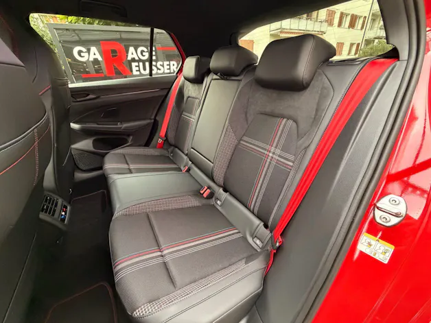 VW Golf GTI 2.0 TSI DSG 325 PS EDITION 50 *** AKRAPOVIC & 5 JAHRE VW WERKSGARANTIE ***