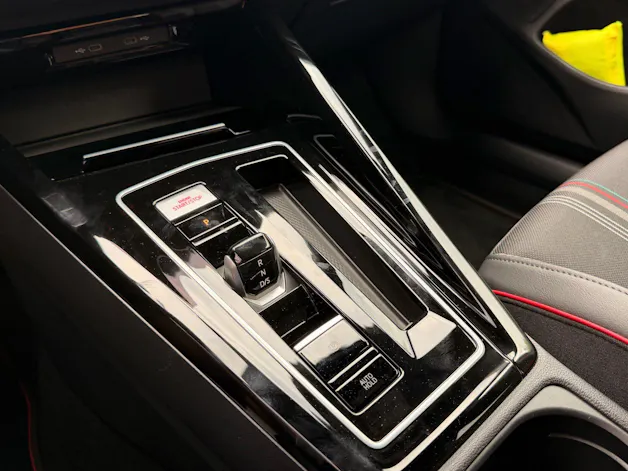 VW Golf GTI 2.0 TSI DSG 325 PS EDITION 50 *** AKRAPOVIC & 5 JAHRE VW WERKSGARANTIE ***