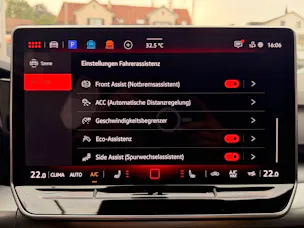 VW Golf GTI 2.0 TSI DSG 325 PS EDITION 50 *** AKRAPOVIC & 5 JAHRE VW WERKSGARANTIE ***