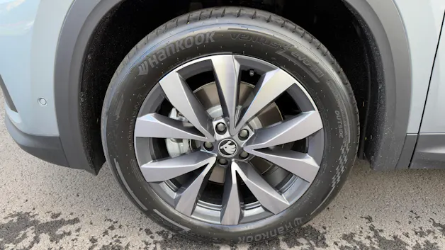 Škoda Kodiaq DY 2.0TSI 204PS 7DSG4x4 2000ccm 204PS/150kW 4 Zylinder TSI Benzin