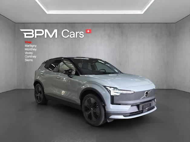 Volvo EX30 Cross Country P8 69 kWh AWD Plus