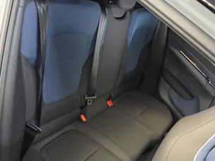 Volvo EX30 Cross Country P8 69 kWh AWD Plus