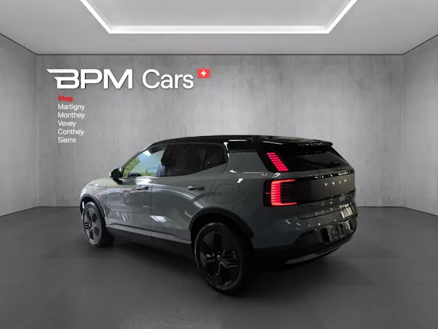 Volvo EX30 Cross Country P8 69 kWh AWD Plus