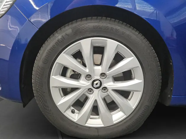 Renault Clio 1.6 E-Tech Intens