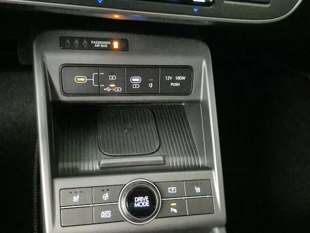 HYUNDAI Kona 65,4 kWh Electric Amplia