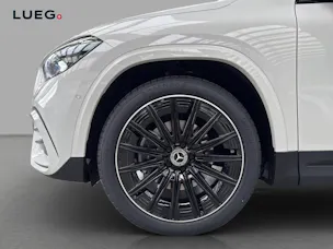 Mercedes-Benz GLA 220d 4Matic 8G-DCTSwiss Star