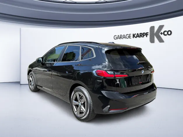 BMW 218i Active Tourer DKG