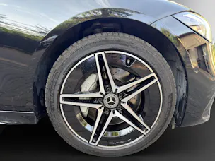 Mercedes-Benz C 300e 4 Matic