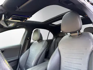 Mercedes-Benz C 300e 4 Matic