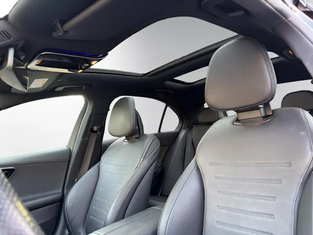 Mercedes-Benz C 300e 4 Matic