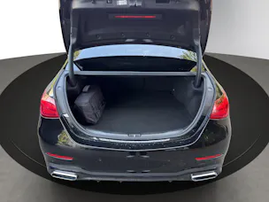 Mercedes-Benz C 300e 4 Matic