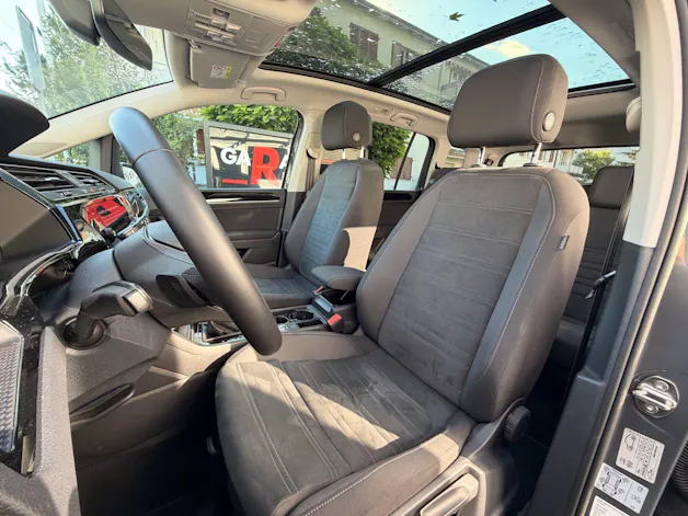 VW Touran 1.5 TSI DSG HIGHLINE R-LINE *** PANORAMAGLASDACH & 7-SITZER ***