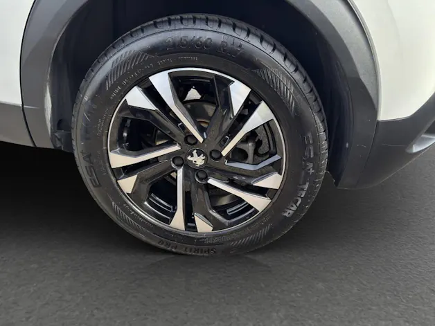 Peugeot 2008 e-Allure Pack