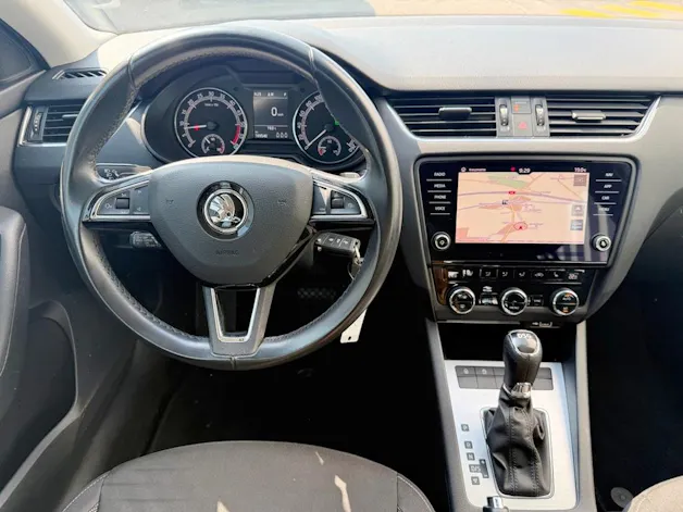 Škoda Octavia Combi 2.0 TDI Ambition DSG