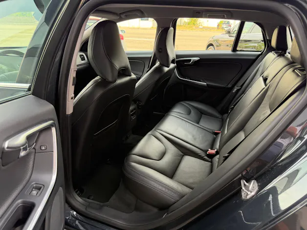 Volvo V60 3.0 T6 Summum AWD