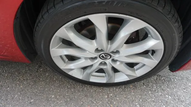 Mazda 3 2.0 16V Revolution