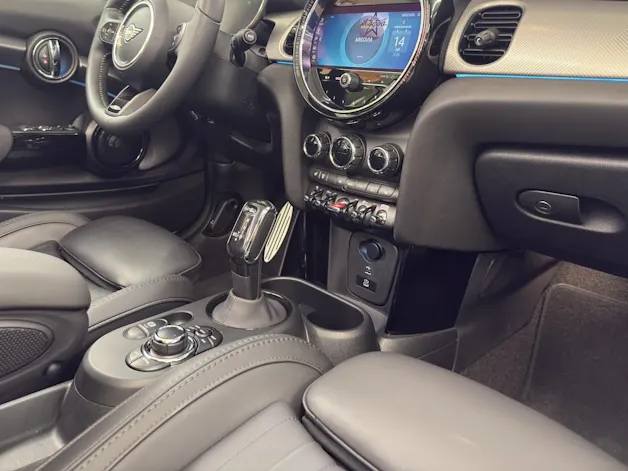 Mini Cabrio F57 John Cooper Works