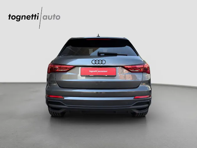 Audi Q3 40 TDI S line quattro S-tronic