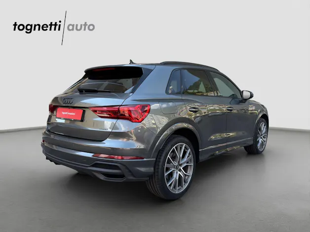 Audi Q3 40 TDI S line quattro S-tronic