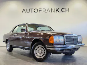 Mercedes-Benz 230 CE