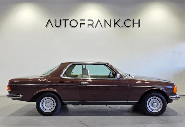 Mercedes-Benz 230 CE