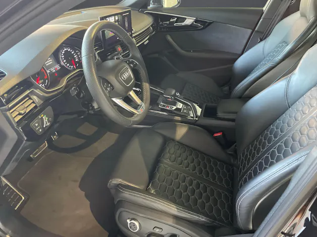 Audi RS4 Avant 2.9 V6 TFSI quattro T-Tronic