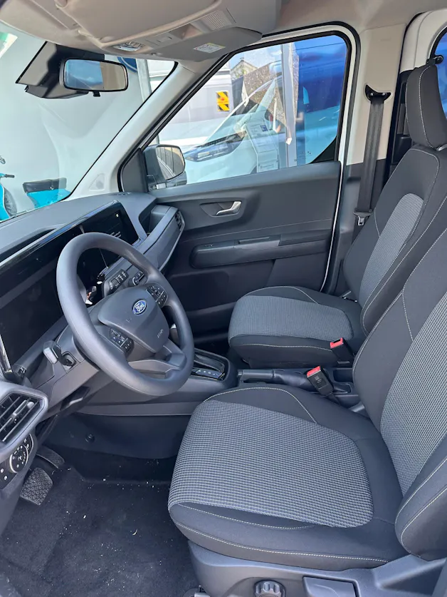 FORD Transit Courier dcab. van 1.0 Trend/125CV/Aut.