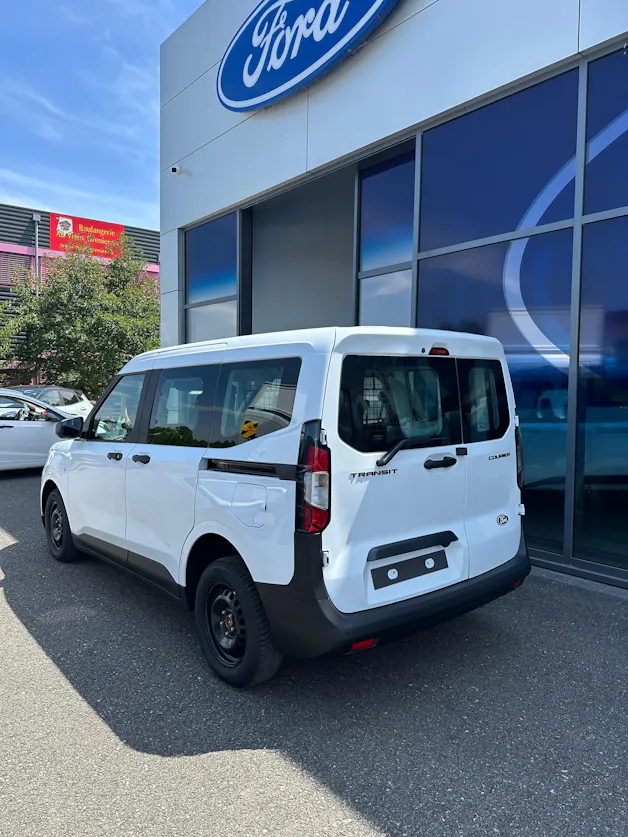 Ford Transit Courier dcab. van 1.0 Trend/125CV/Aut.