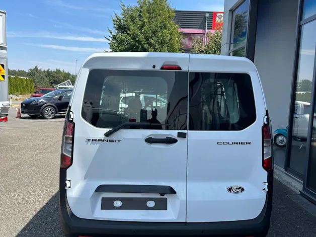 FORD Transit Courier dcab. van 1.0 Trend/125CV/Aut.