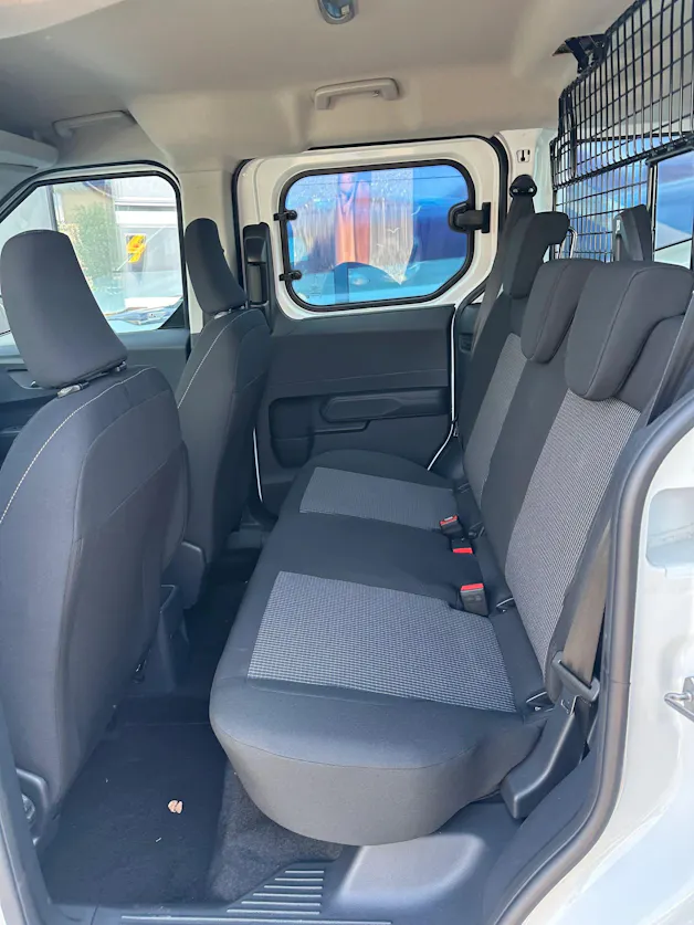 FORD Transit Courier dcab. van 1.0 Trend/125CV/Aut.