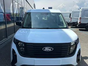 Ford Transit Courier dcab. van 1.0 Trend/125CV/Aut.
