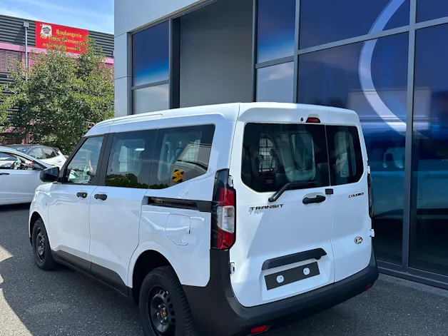 FORD Transit Courier dcab. van 1.0 Trend/125CV/Aut.