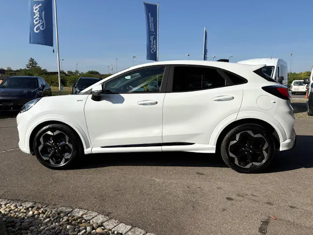 Ford Puma 1.0 EcoB Hybrid 155 ST-Line X **White Edition**