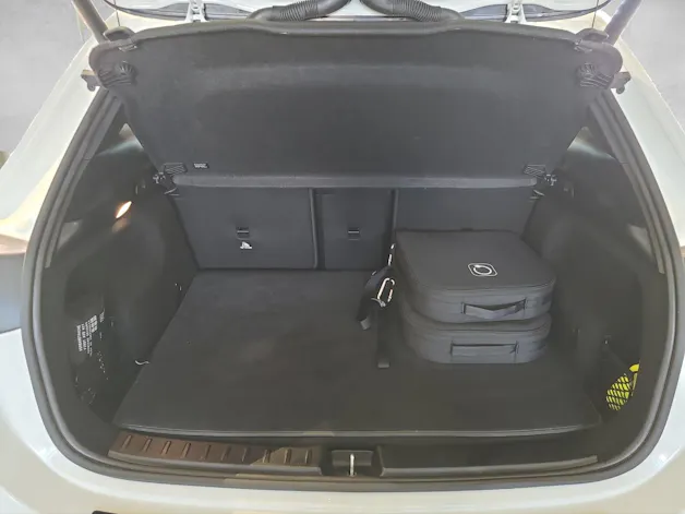 Mercedes-Benz EQA 350 66,5 kWh 4Matic Swiss Star